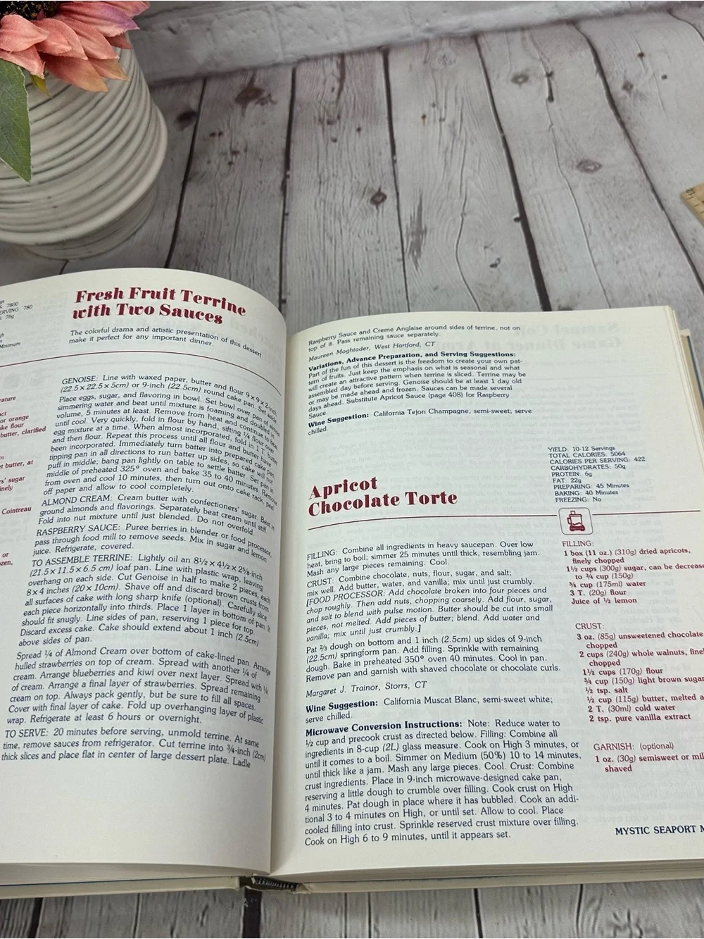 vtg 1983 Connecticut à la Carte hardback Cookbook country cottage retro coastal